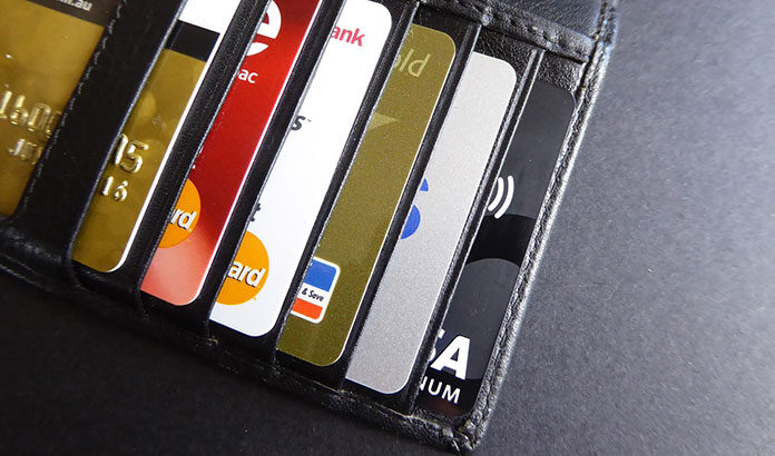 Karta kredytowa – czym jest i jak działa?